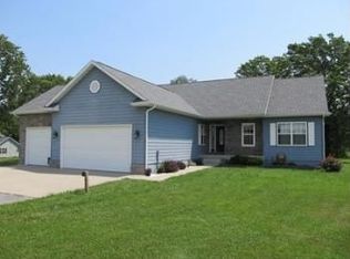 21635 S 1469 Rd, Nevada, MO 64772