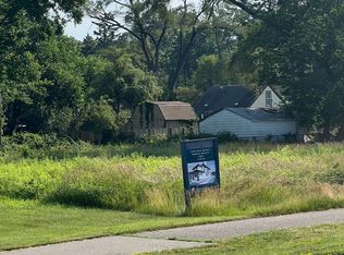 23888 W Nine Mile Rd, Southfield, MI 48033