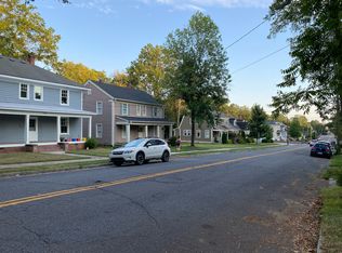 1108 9th St #A, Durham, NC 27705