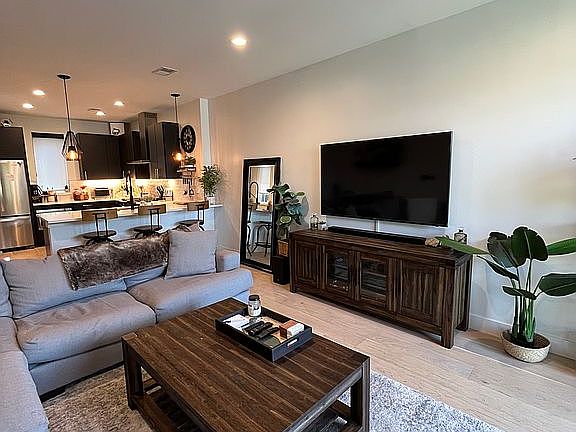 5th image of 3539 W Conejos Pl