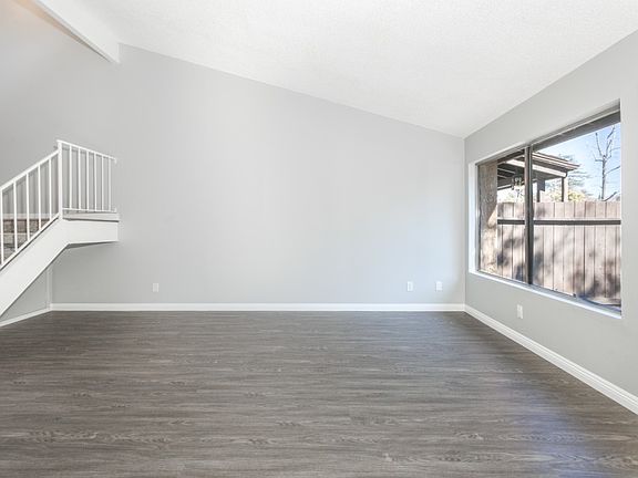 4th image of 6435 Cleon Ave