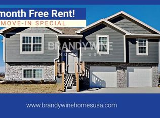 608 Poplar Ct, Belton, MO 64012