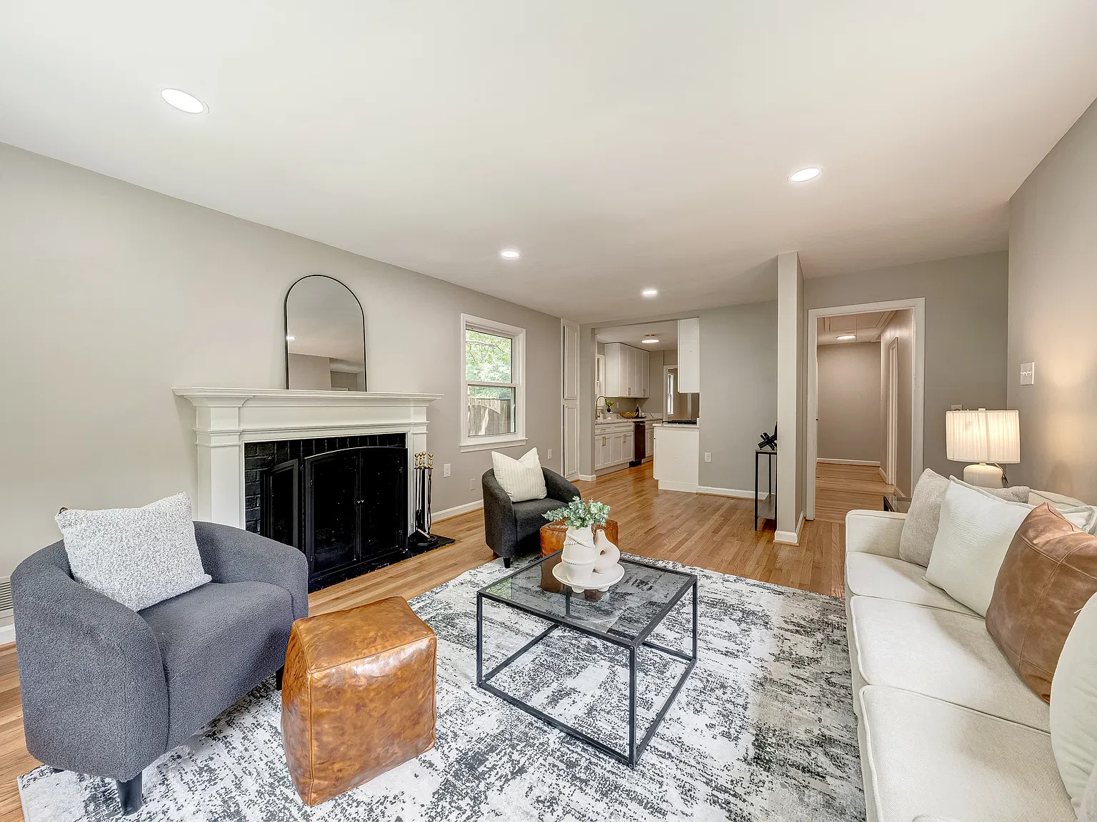 4 bed, 2664 sqft, $3,485 — Photo 1