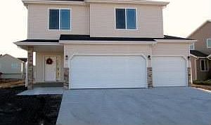 1st image of 725 35th Ave E