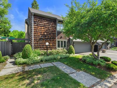 36 Stonewood COURT #36, Racine, WI, 53402