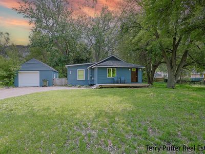 987 Oak Ave, Muskegon, MI, 49442