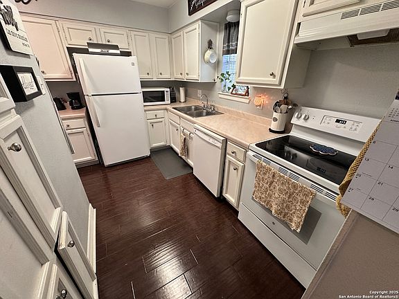 5th image of 3401 Sugarhill