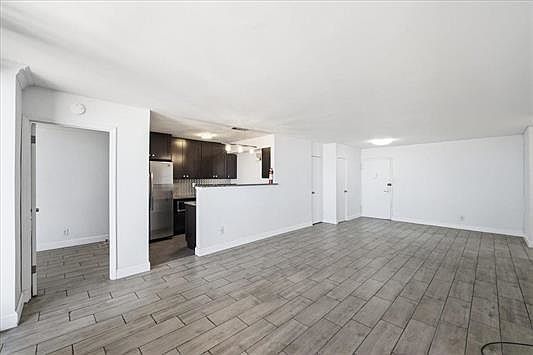 3rd image of 6040 Boulevard East #21J-R