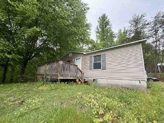 2nd image of 904 Indian Gap Rd