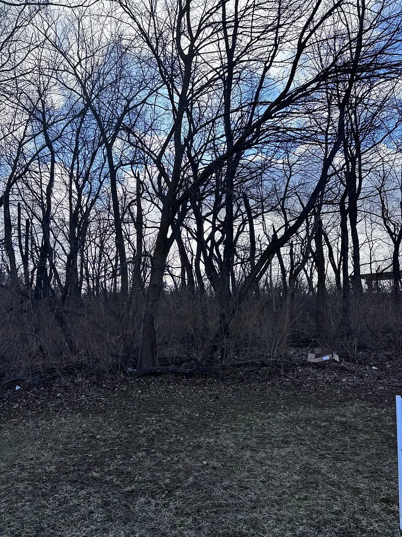 1859 Erin Ln photo 1