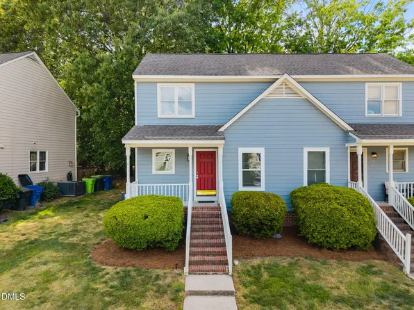 1627 Oakland Hills Way, Raleigh, NC 27604