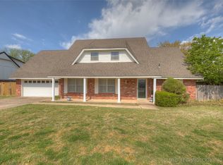 9135 E 67th Ct, Tulsa, OK 74133