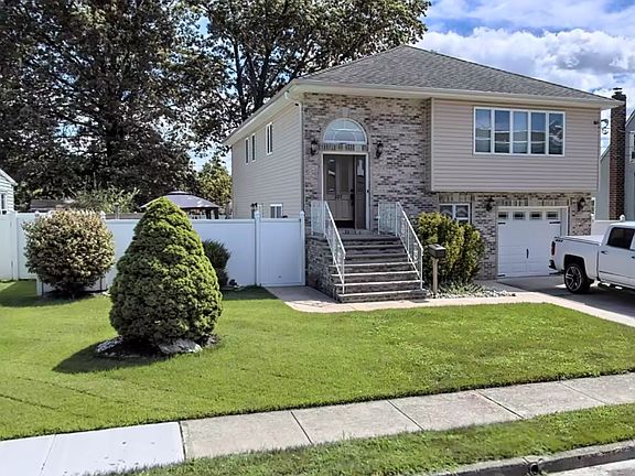 2nd image of 331 Edgewood Rd