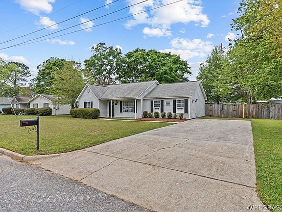 2nd image of 105 Periwinkle Ct