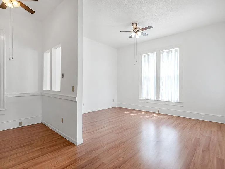 500 N Harris St — Photo 6