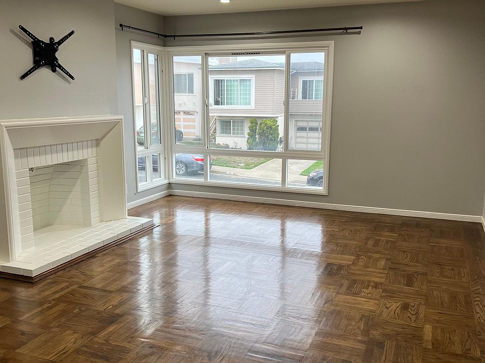 1st image of 45 Baldwin Ave