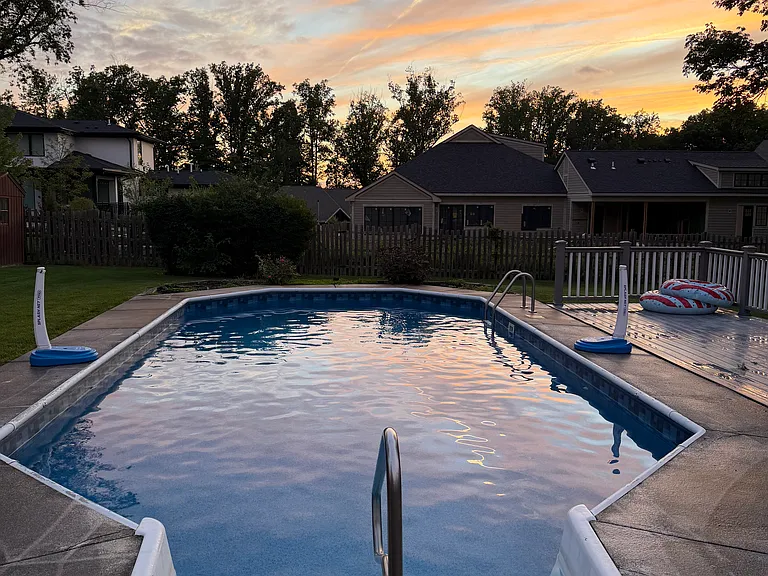 3623 Ridgeway Rd — Photo 3