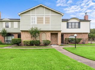 6470 Creekbend Dr, Houston, TX 77096