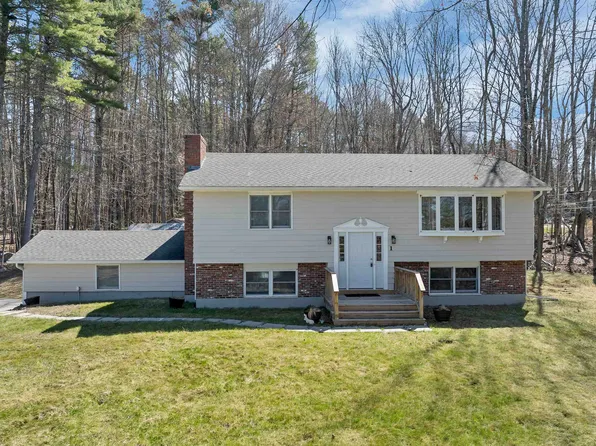 1 Robin Acres Drive, Wolfeboro, NH 03894