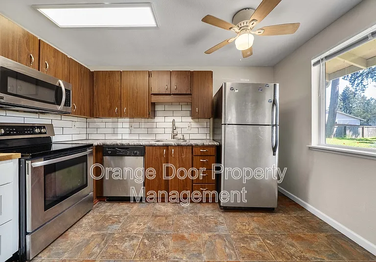 12311 112th Avenue Ct E #3 — Photo 9