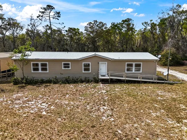 565 NE 565th St, Old Town, FL 32680