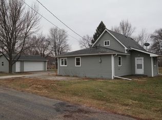 627 Graham St, Dexter, IA 50070