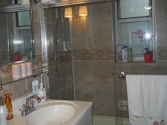 Rented by Century 21 Benjamin Realty | media 17