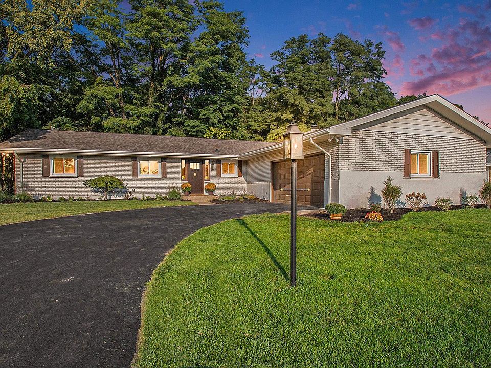 1st image of 1027 Rosemary Ln