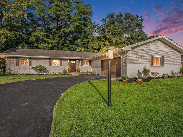 1027 Rosemary Ln, South Bend, IN 46617