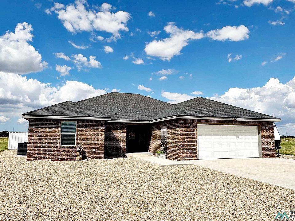 1st image of 128 Crest Pointe Dr