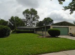 1124 Lake Forest Dr APT A, Fort Wayne, IN 46815