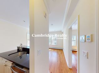 1 Langdon Sq #6R, Cambridge, MA 02138