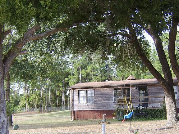 4th image of 95179 Petunia Ct
