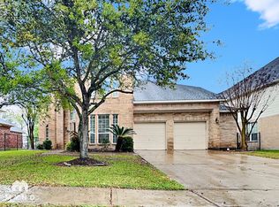 7711 Summer Shore Dr, Rosenberg, TX 77469