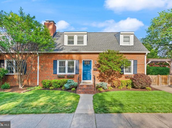 1501 Wayne St, Alexandria, VA 22301