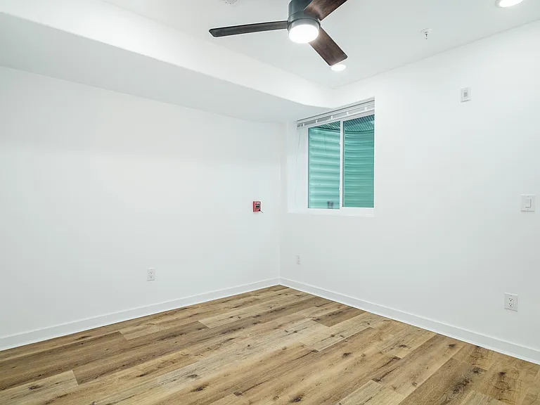 1701 S 24th St #1 — Photo 14