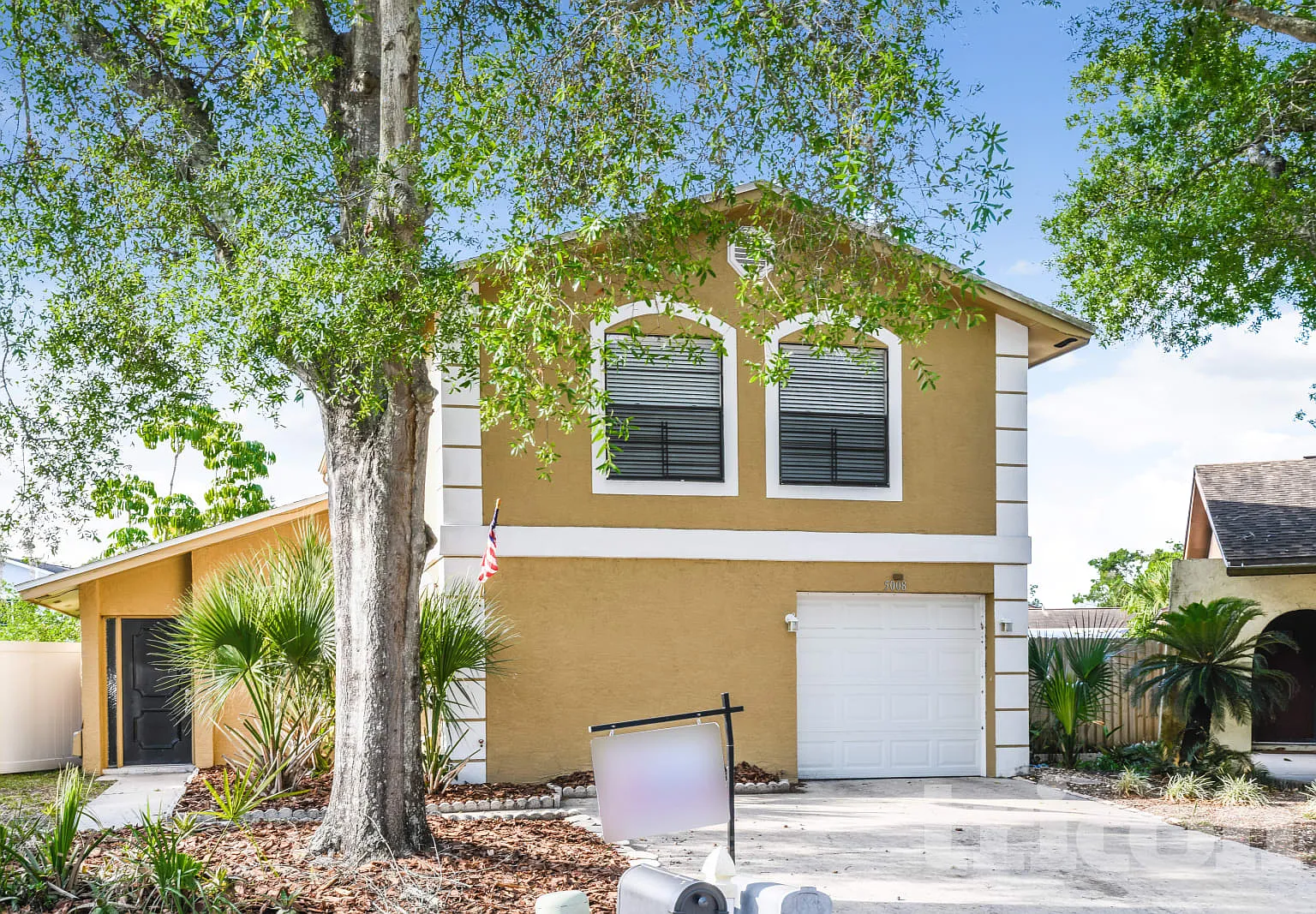 5008 Dollarway Court Tampa FL — Photo 1