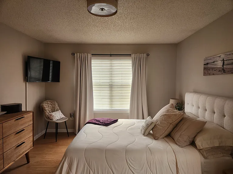 330 Penns Way — Photo 10
