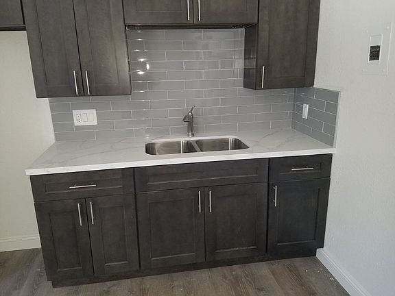 5th image of 7800 Athens Cir #6