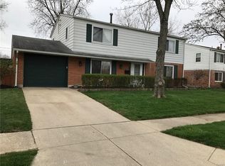 7150 Mandrake Dr, Huber Heights, OH 45424