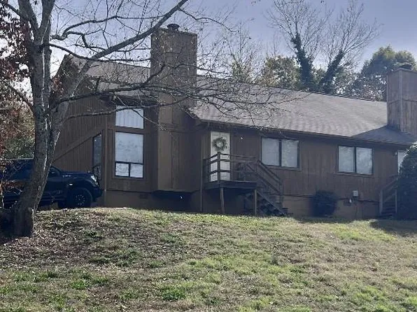 3975 Darryl Ln, Gainesville, GA 30506