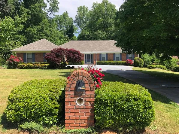 3572 Stone Ridge Trl, Douglasville, GA 30134