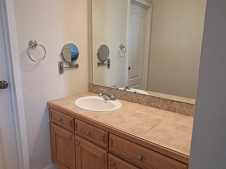 460 S Marion Pkwy #1501-C — Photo 12