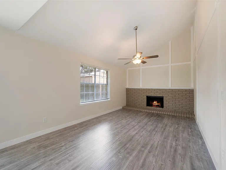 5410 Forest Trails Dr — Photo 10