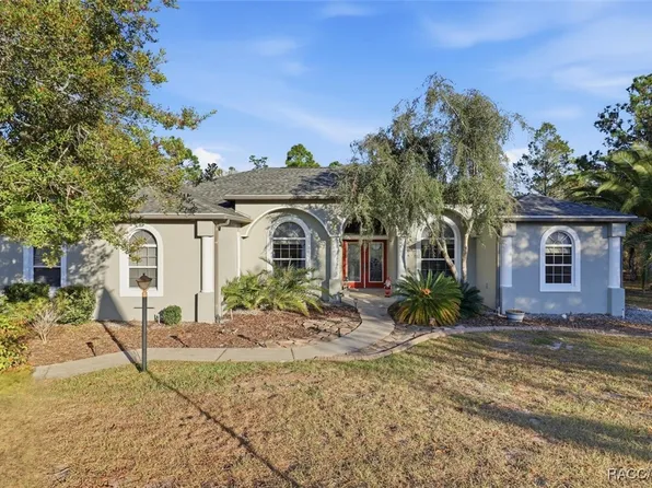 6025 N Petunia Ter, Beverly Hills, FL 34465