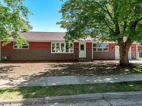 2nd image of 1103 Mitchell St
