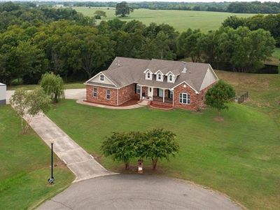 100 Black Powder Cir, Noble, OK, 73068