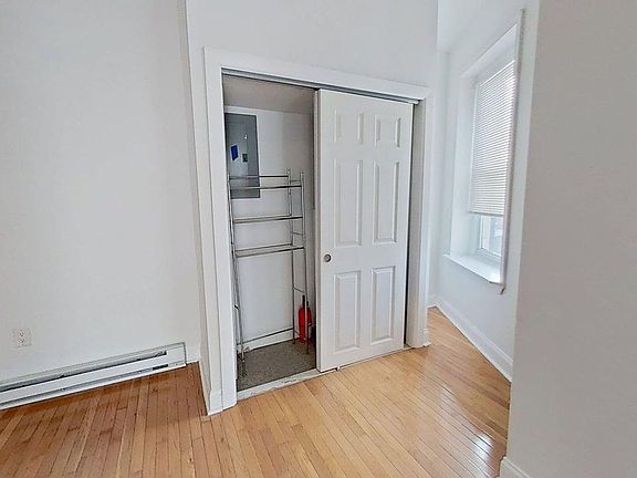 3rd image of 1234-40 Rising Sun Ave #D