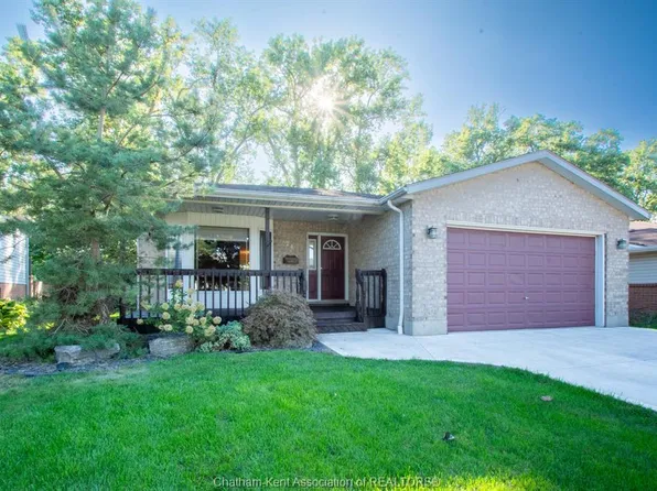 24 Churchill Park Rd, Chatham Kent, ON N7M 6K5