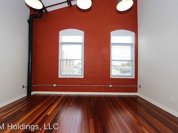 4th image of 3450 J St #202